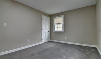 30 Trull St 2, Boston, MA 02125