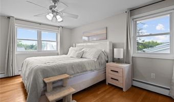 17 Belvedere St, Johnston, RI 02919