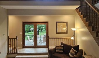 39081 Greenwood Ln, Aberdeen, SD 57401