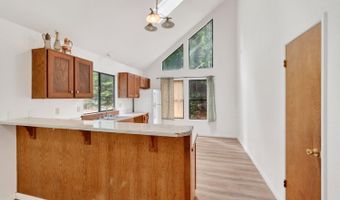 27421 Albion Ridge Rd, Albion, CA 95410