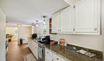 6043 Dairy Rd, Baker, FL 32531
