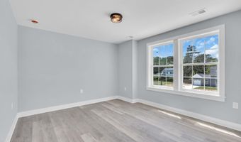 443 Western Blvd, Bayville, NJ 08721