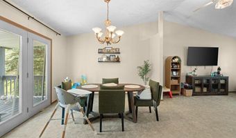 1647 Saint Francis Ln, Altoona, PA 16602