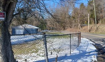 2405 Clearwater Rd, Athens, TN 37303