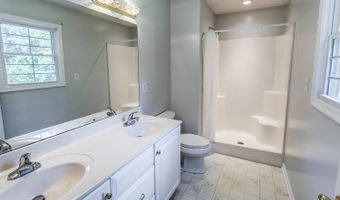 173 Pine Tag Ln, Appomattox, VA 24522