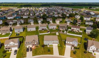 5010 Pettibone Pl, Ashville, OH 43103
