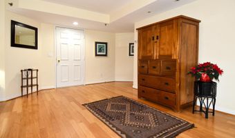 5450 WHITLEY PARK Ter 212, Bethesda, MD 20814