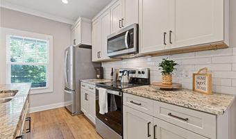 226 Old Canton Cir, Ball Ground, GA 30107