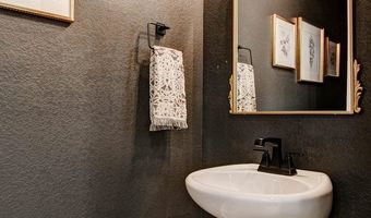 5383 Quail St, Arvada, CO 80002