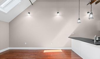 521 Warren St 4, Albany, NY 12208