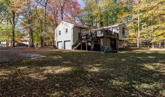 19 Apple Blossom Ct, Airmont, NY 10952