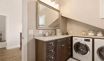 419 Broadway 5, Newport, RI 02840