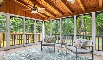 994 Coach House Dr, Tucker, GA 30084