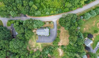 33 Merrimack Rd C, Amherst, NH 03031
