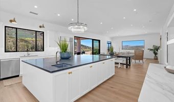 16390 Via Justina Real, Escondido, CA 92025