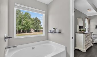 61 Moriah Woods Dr, Auburn, GA 30011