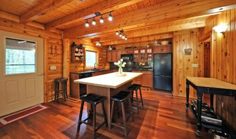 233 Algerie Rd, Becket, MA 01223