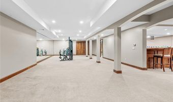 99 N Cliff Dr, Narragansett, RI 02882