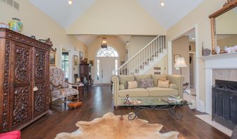 20 Quail Crossing Dr, Boonville, IN 47601