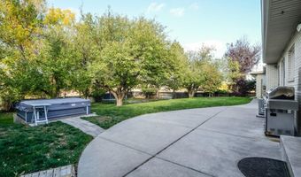 600 MANOR Ln, Cheyenne, WY 82009