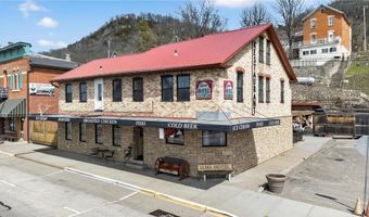 201 N Main St, Alma, WI 54610