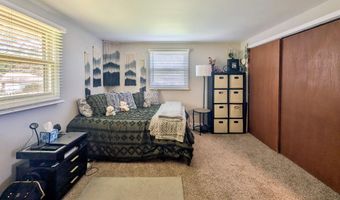 904 Carlin Pl, Angola, IN 46703