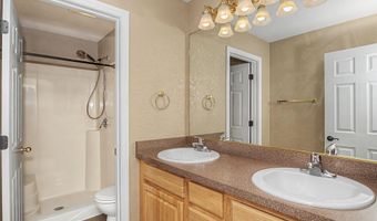 4105 Harris St, Ames, IA 50014