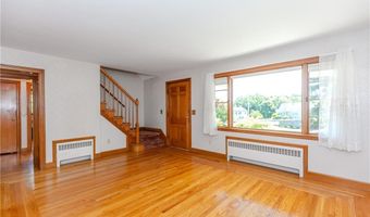 105 Borden Ave, Johnston, RI 02919