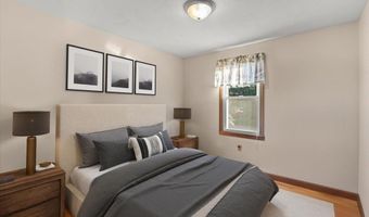 20 Stanley Ave, Berkley, MA 02779