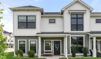 2302 SW Parkway Ln, Ankeny, IA 50023