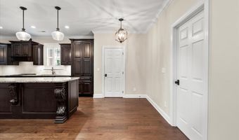 108 Canterbury Cir, Arab, AL 35016