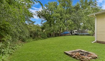 26689 W Pine St, Antioch, IL 60002
