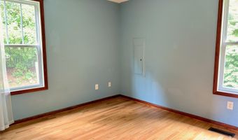 5 Springmill Dr, Asheville, NC 28806