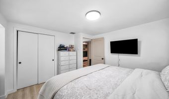 17 Dennis Crk, South Dennis, NJ 08210