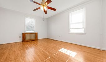 38 Buchanan Ave, Amityville, NY 11701