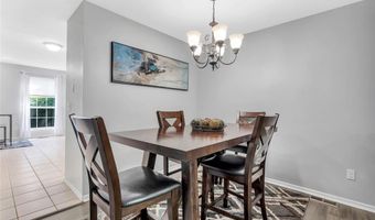 502 Oak Ridge Trails Ct, Ballwin, MO 63021