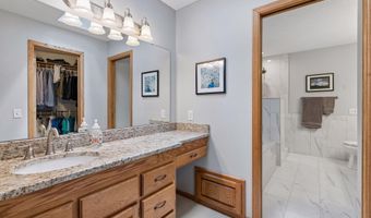 13437 Georgia Cir, Apple Valley, MN 55124