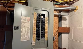 1007 Alden St, Alden, IA 50006