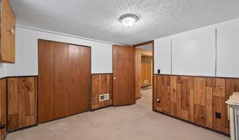 1227 5th St, St. Paul Park, MN 55071