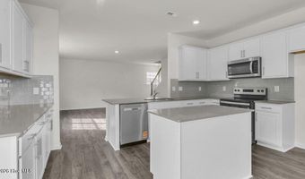 719 Lazy Elm Ln, Aberdeen, NC 28315