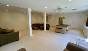 355 Oregon Rd, Cheshire, CT 06410