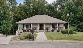 410 Crooked Stick Dr, Bedford, IN 47421