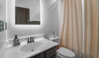 23 Avalon Ave, Barnegat, NJ 08005