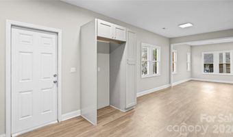 633 Austin St, Albemarle, NC 28001