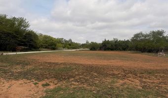 2548 County Road 2690, Alvord, TX 76225