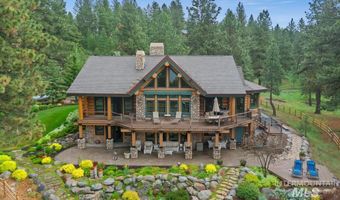 1533 Pine Lakes Ranch Dr, Cascade, ID 83611