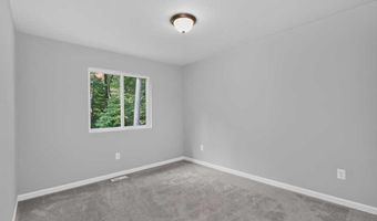 3828 Ryan Woods Cir, Allegan, MI 49010