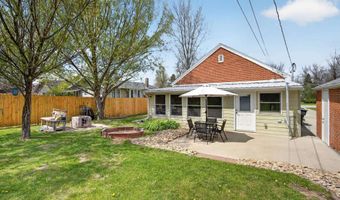 1032 Kingsbury St, Belle Fourche, SD 57717