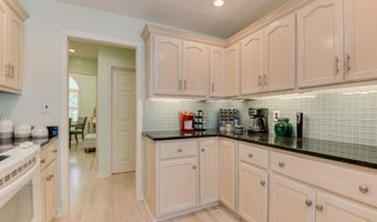 137 Golden Pond Ct, Aiken, SC 29803