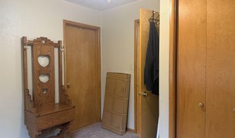 331 S 4th St, Akron, IA 51001